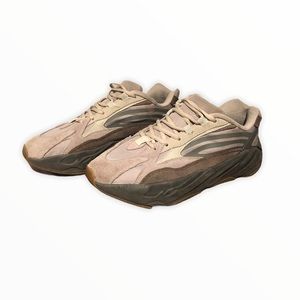 Adidas Yeezy Boost 700 V2 Tephra